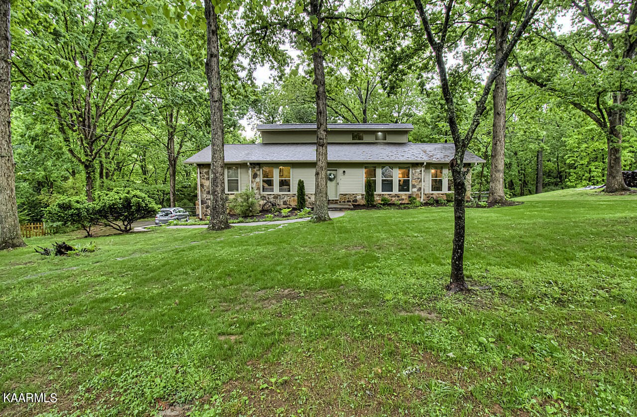 329 Candora Road Maryville, TN 37804 - Photo 39 of 43 Gallery Image 39