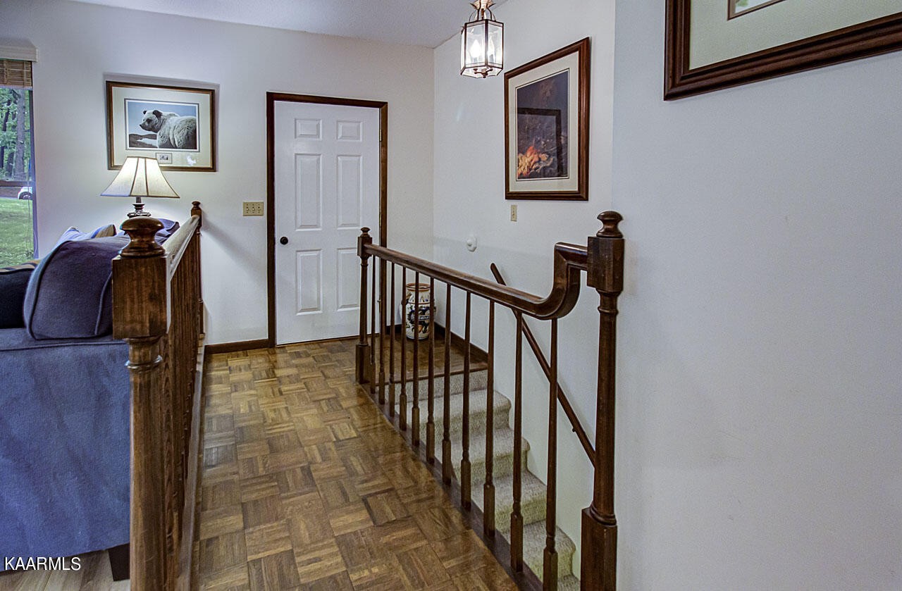 329 Candora Road Maryville, TN 37804 - Photo 7 of 43 Gallery Image 7