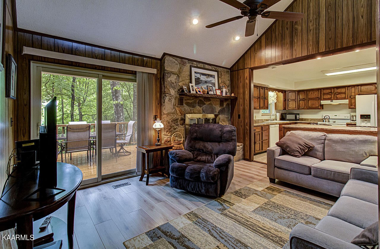 329 Candora Road Maryville, TN 37804 - Photo 8 of 43 Gallery Image 8