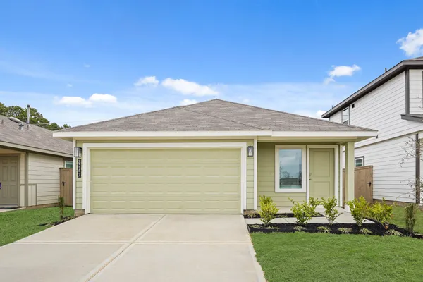 a front view of house with yard