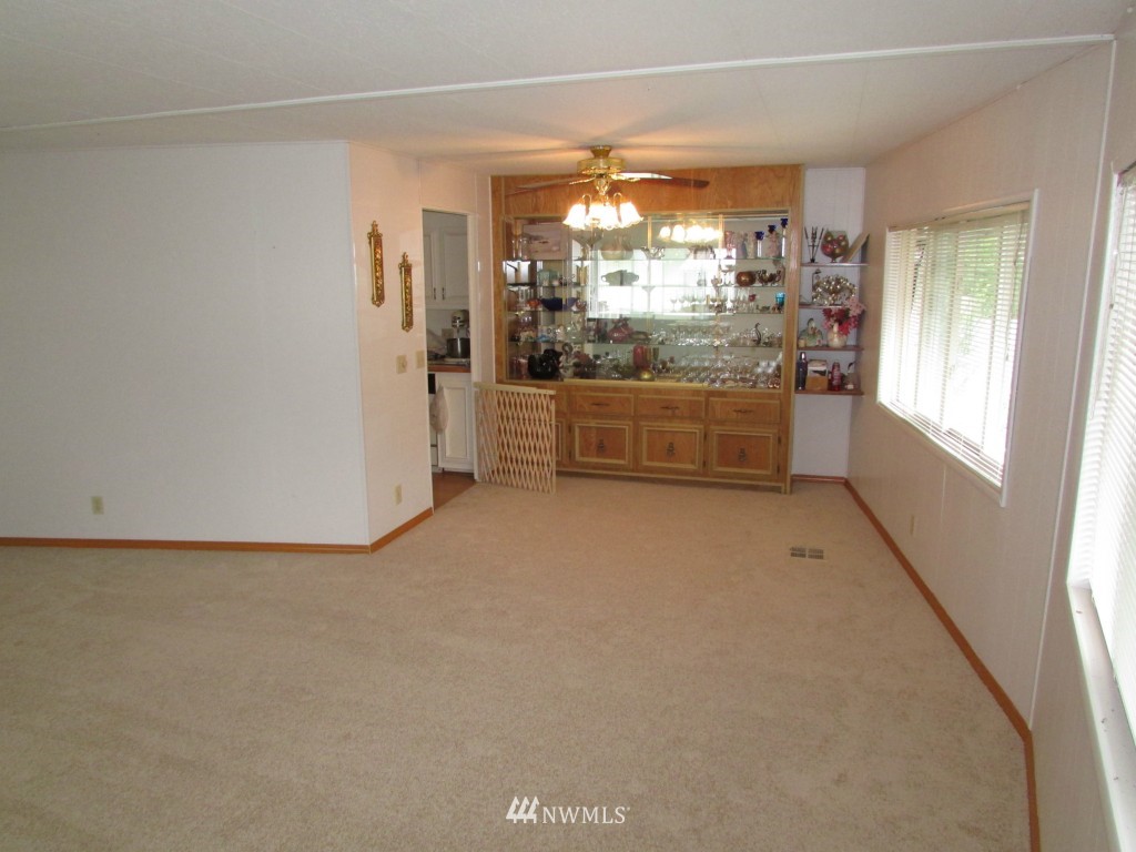 1121 244th Street Southwest, Unit 59 Bothell, WA 98021 - Photo 7 of 10