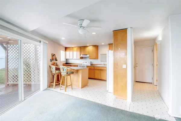 $749,950 | 2711 Day Island Boulevard West, University Place, WA 98466