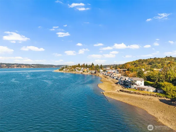 $749,950 | 2711 Day Island Boulevard West, University Place, WA 98466