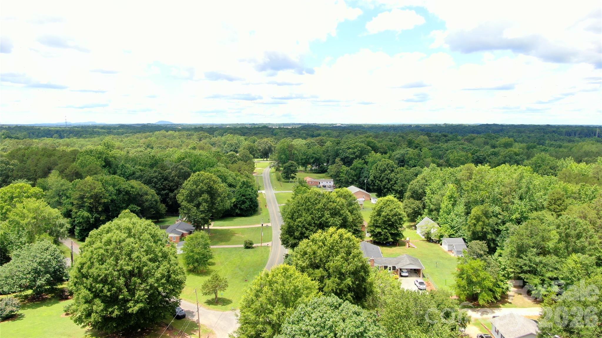 6522 Simpson Road Charlotte, NC 28216 - Photo 3 of 11