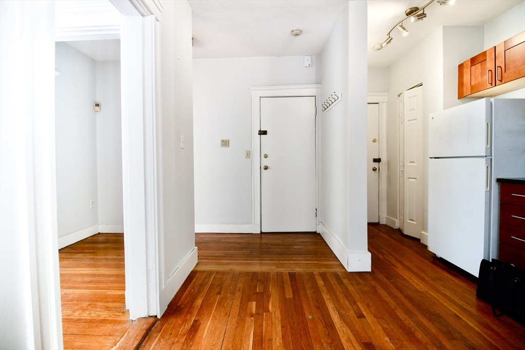 32 Ransom Road, Unit 4 Boston, MA 02135 - Photo 3 of 11