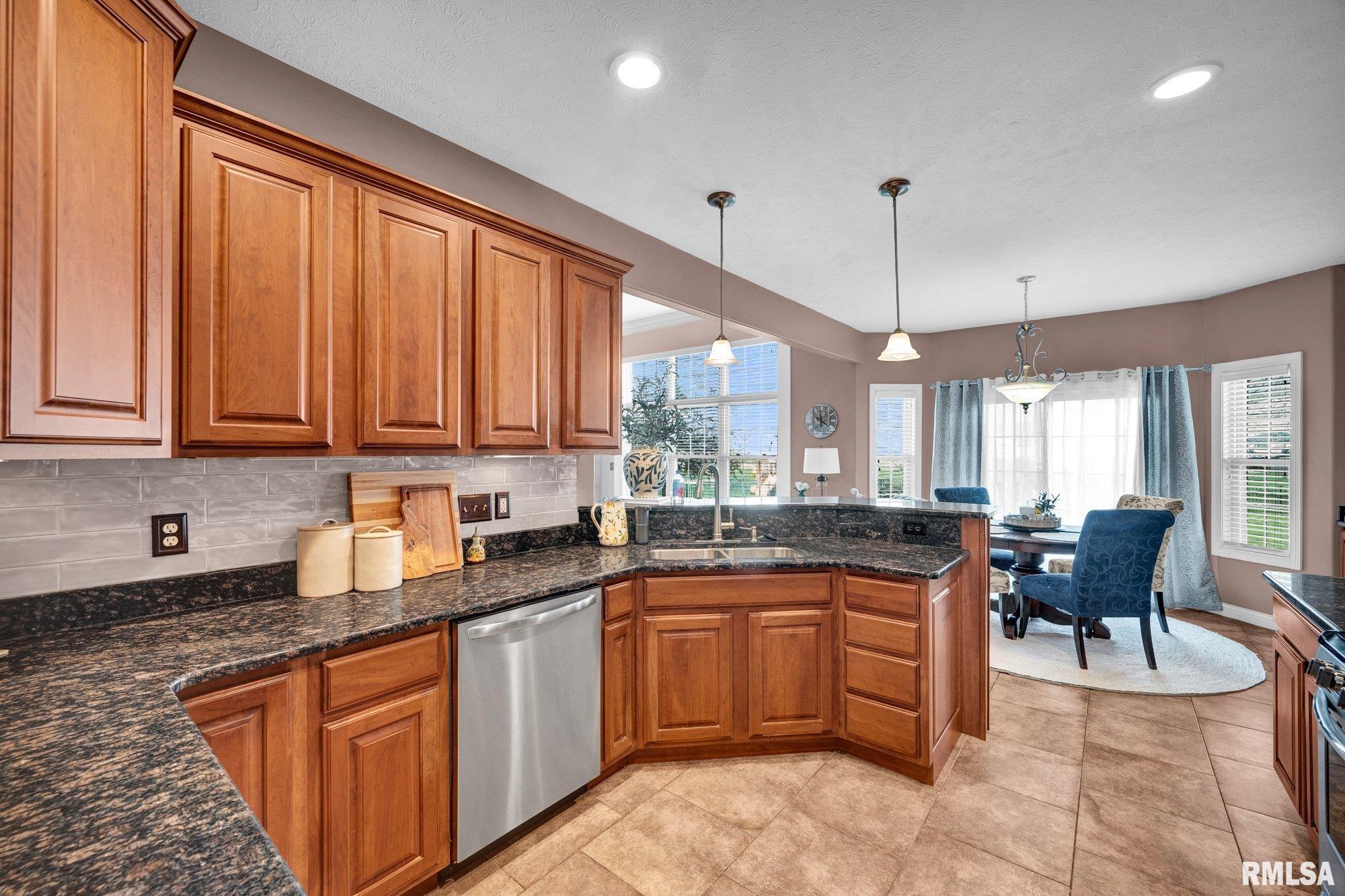 11016 Moonstone Court Dunlap, IL 61525 - Photo 27 of 50