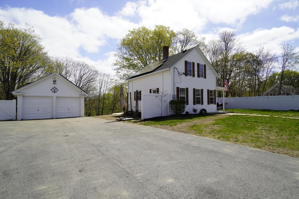 25 Cook Street Douglas, MA 01516 - Photo 2 of 38