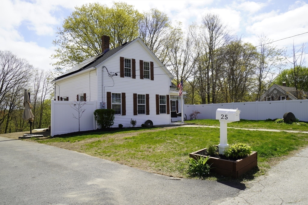 25 Cook Street Douglas, MA 01516 - Photo 3 of 38
