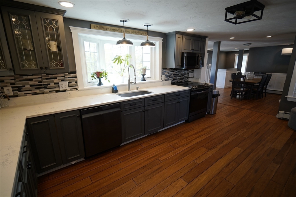 25 Cook Street Douglas, MA 01516 - Photo 7 of 38