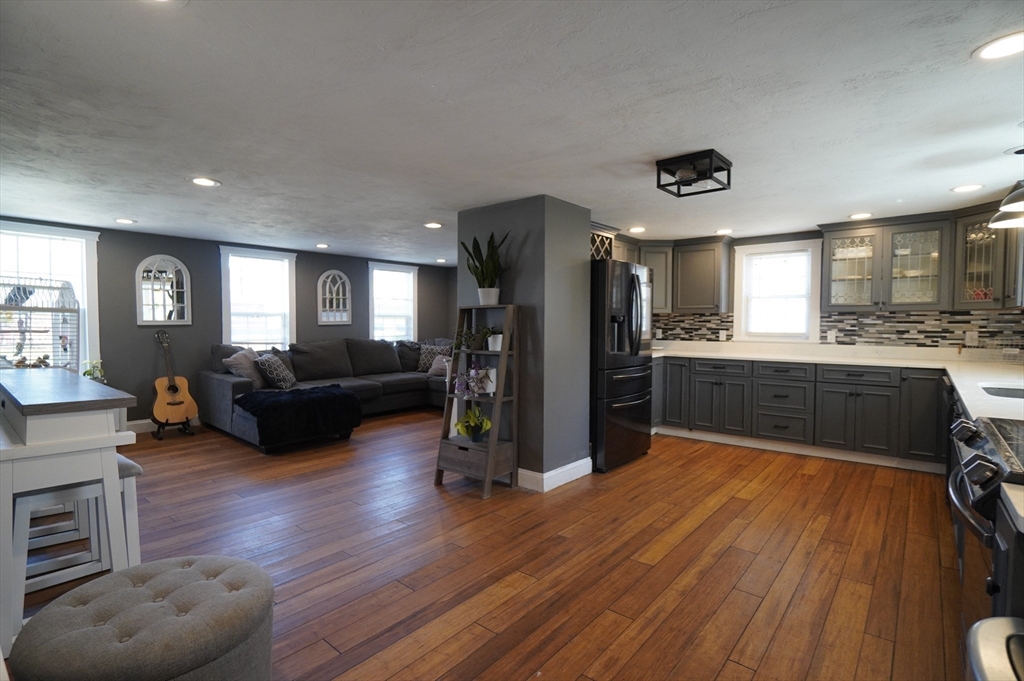 25 Cook Street Douglas, MA 01516 - Photo 8 of 38