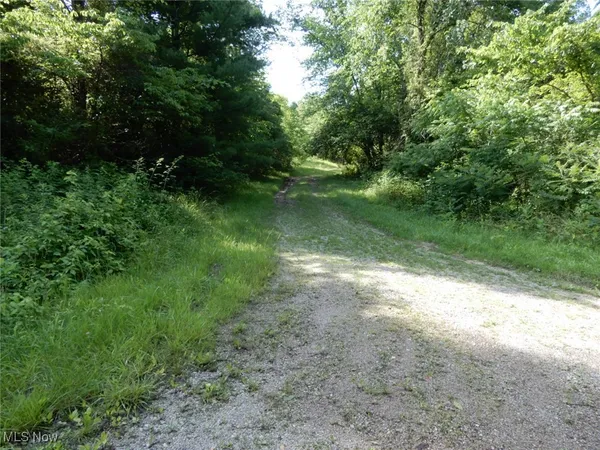 $195,000 | 202 Township Road, Corning, OH 43730