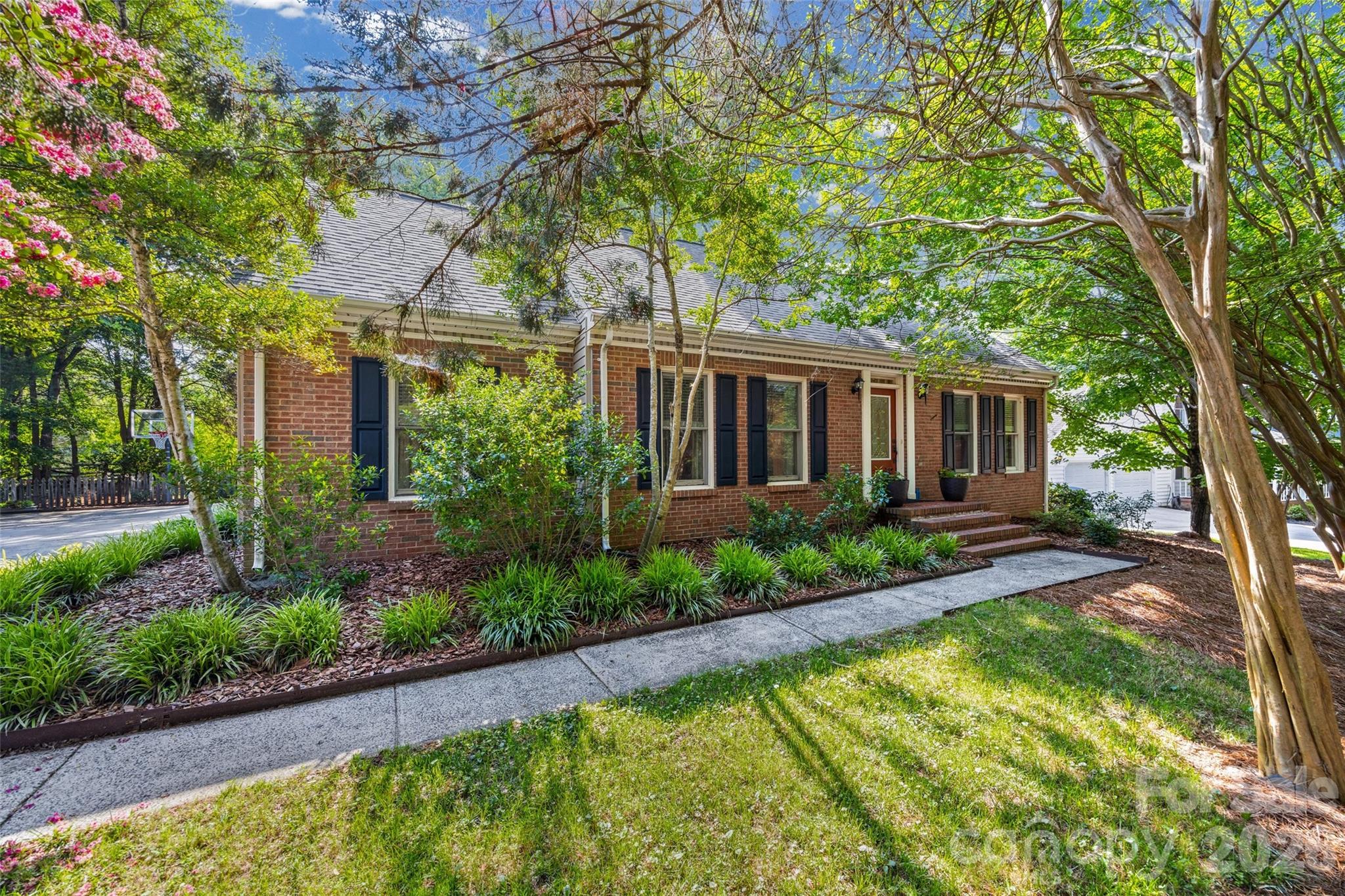11701 Harrowfield Road Charlotte, NC 28226 - Photo 2 of 41