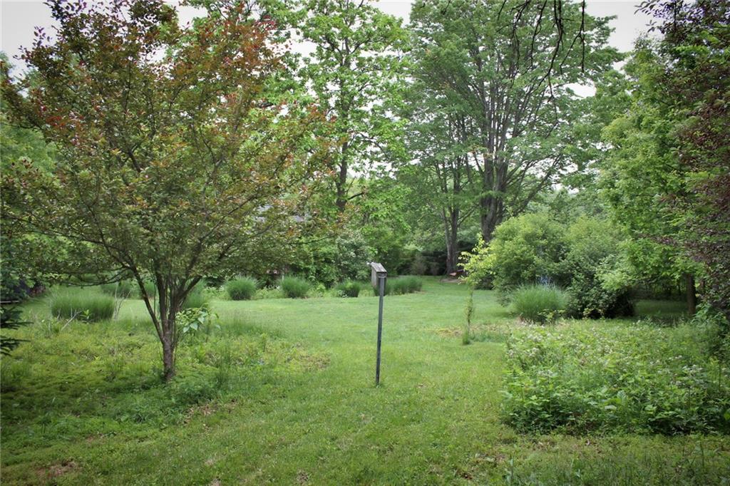 209 Saunders Station Road Trafford, PA 15085 - Photo 23 of 25 Gallery Image 23