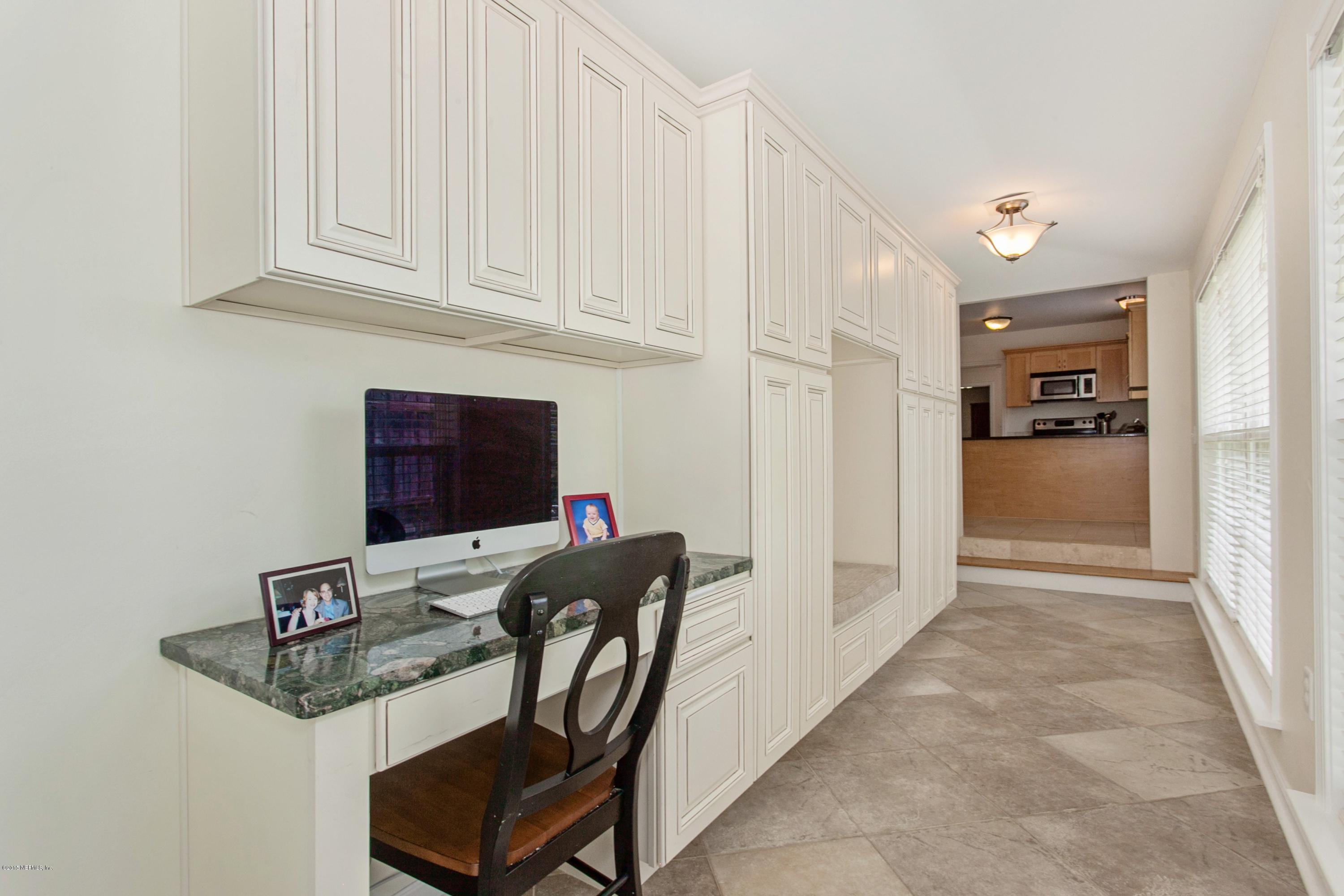4174 Gadsden Road Jacksonville, FL 32207 - Photo 18 of 24 018_Hall Desk-Storage