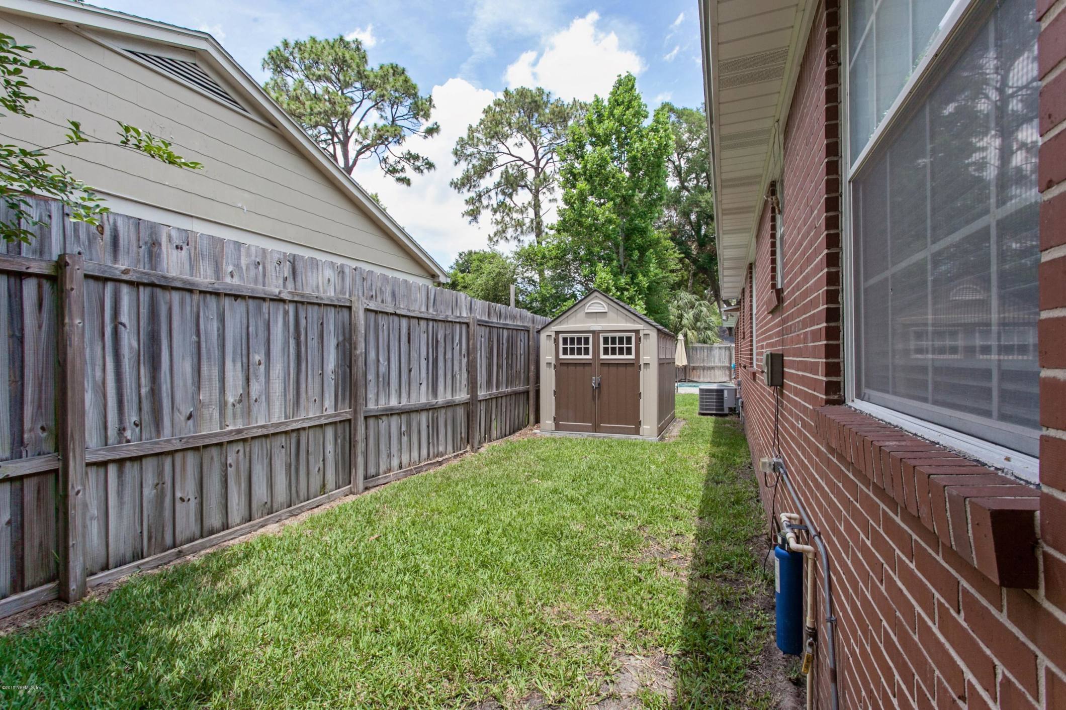 4174 Gadsden Road Jacksonville, FL 32207 - Photo 23 of 24 023_Side Yard-Shed