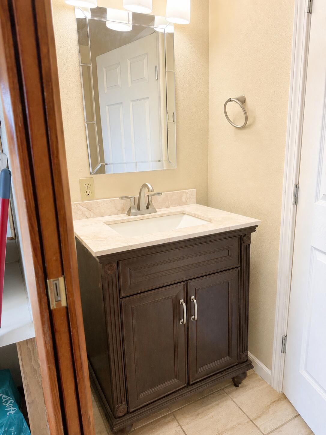 1118 Ridgecrest Avenue Gallup, NM 87301 - Photo 10 of 29 Gallery Image 10