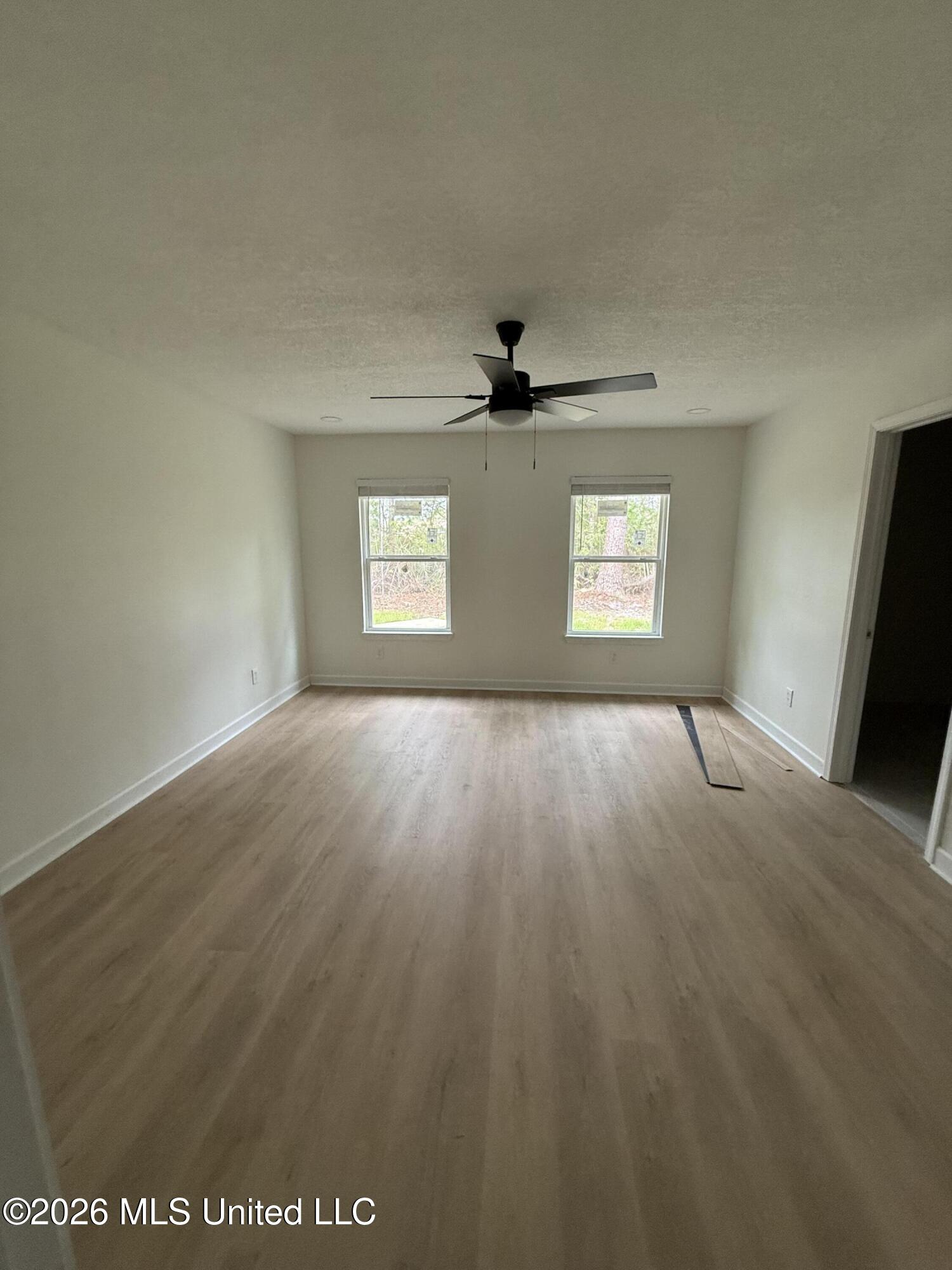 8105 Exchange Street Gautier, MS 39553 - Photo 5 of 13 IMG_3291