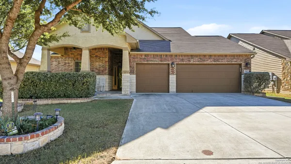$2,800 | 743 Cirrus, New Braunfels, TX 78130