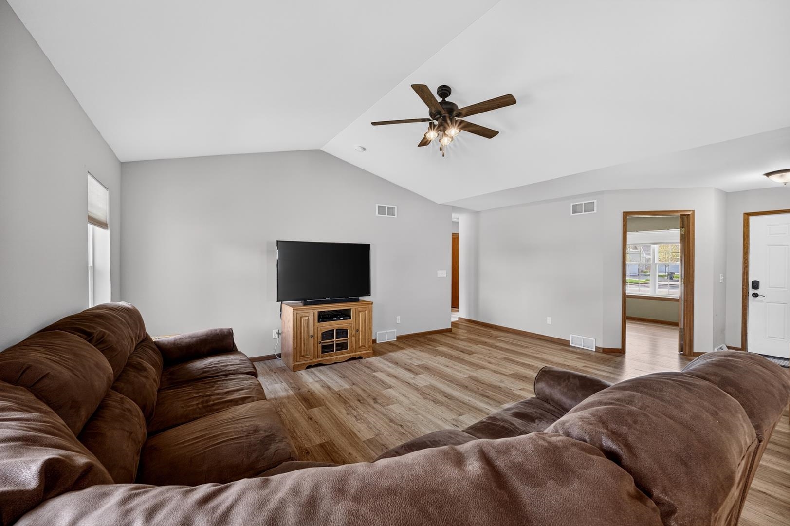 3152 West Main Street Sun Prairie, WI 53590 - Photo 10 of 57