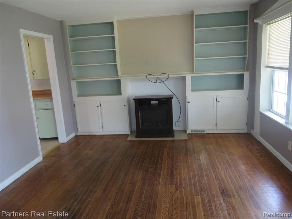 815 Riddle Street Howell, MI 48843 - Photo 12 of 29