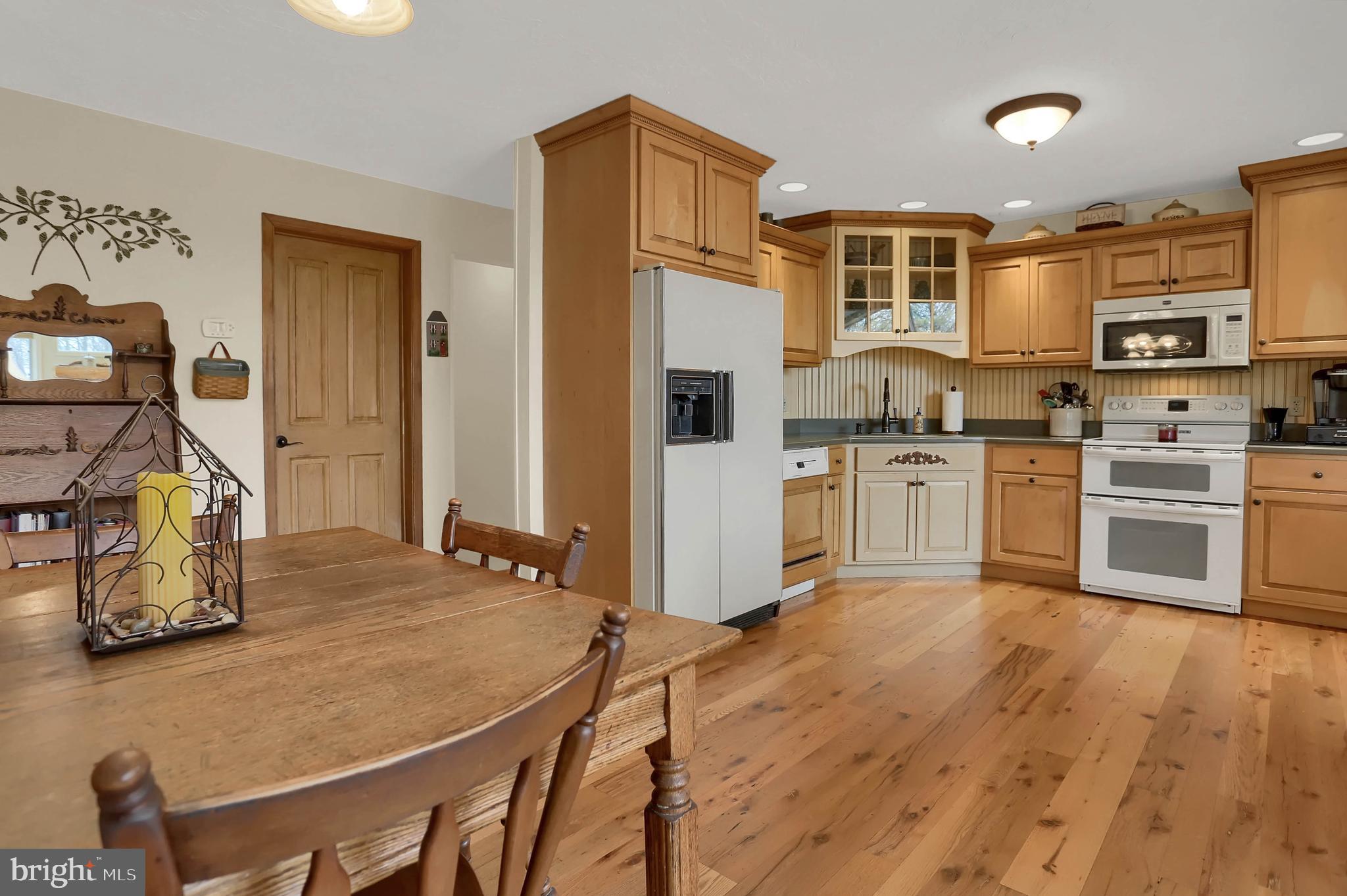 114 Abbey Road New Freedom, PA 17349 - Photo 13 of 46 Gallery Image 13