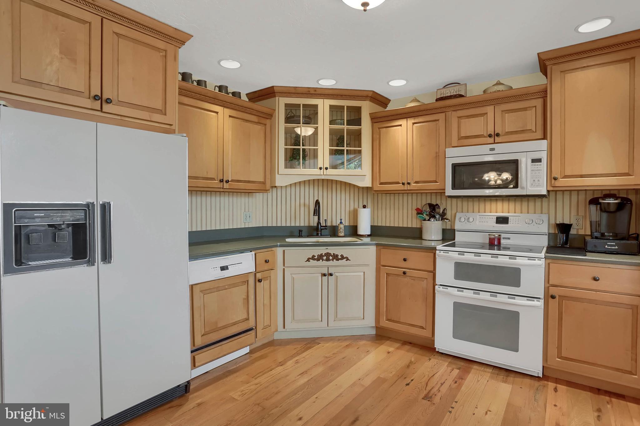 114 Abbey Road New Freedom, PA 17349 - Photo 14 of 46 Well appointed Kitchen