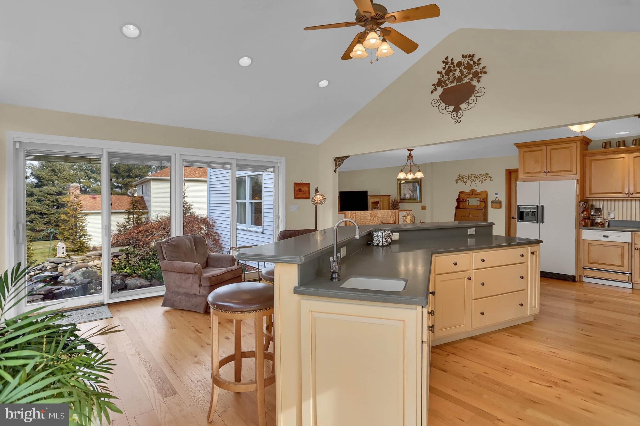 114 Abbey Road New Freedom, PA 17349 - Photo 20 of 46 An abundance of light!