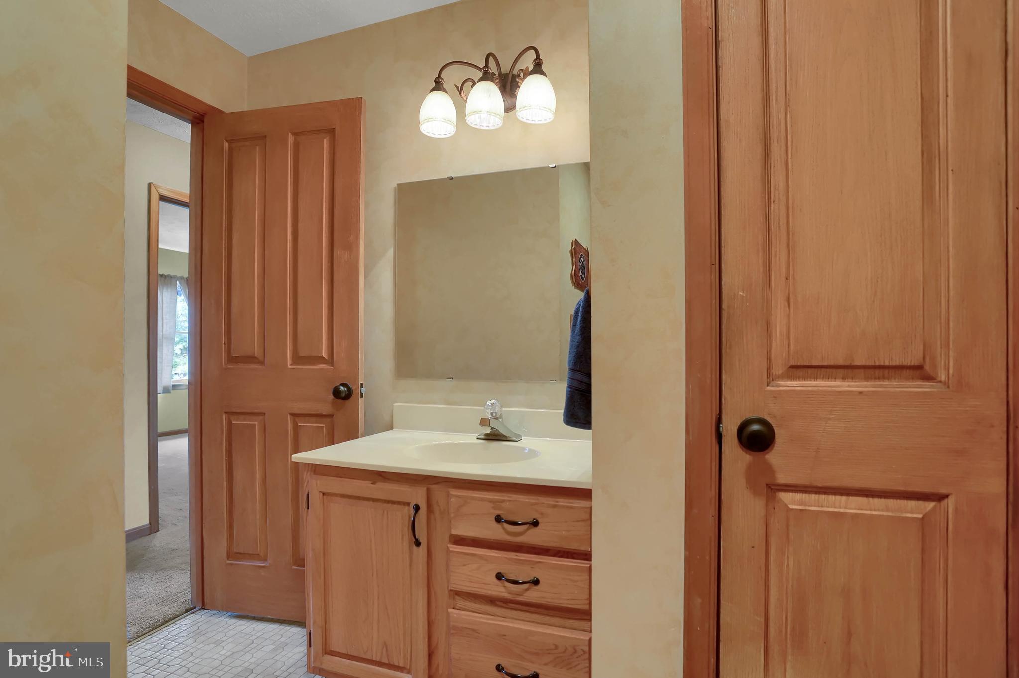 114 Abbey Road New Freedom, PA 17349 - Photo 33 of 46 Gallery Image 33