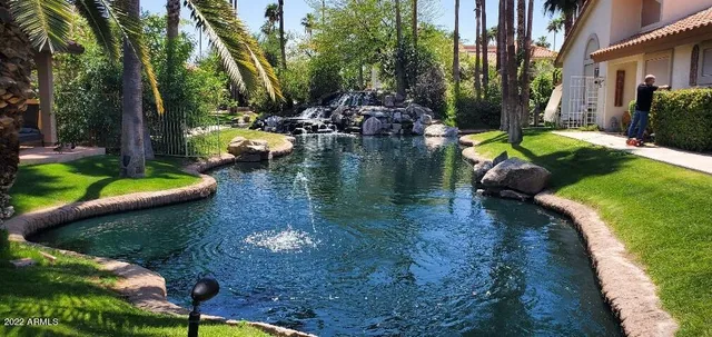 $2,400 | 517 South Marina Drive, Gilbert, AZ 85233