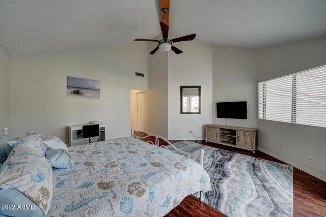 $2,400 | 517 South Marina Drive, Gilbert, AZ 85233