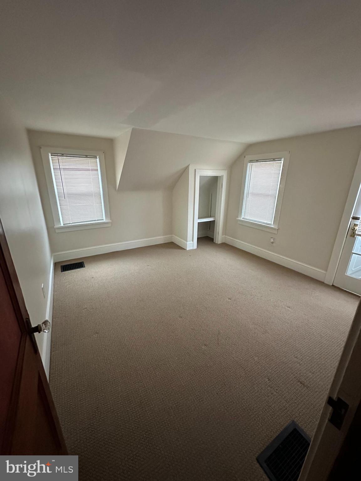 33 Sportsman Road Penns Grove, NJ 08069 - Photo 8 of 16 Gallery Image 8