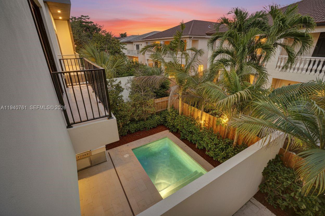 3071 Hibiscus Street Miami, FL 33133 - Photo 11 of 42