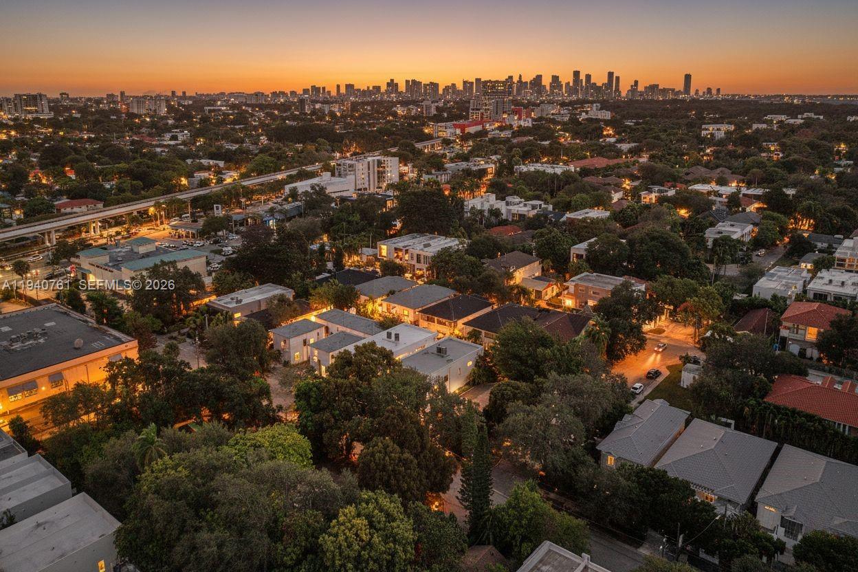 3071 Hibiscus Street Miami, FL 33133 - Photo 7 of 42