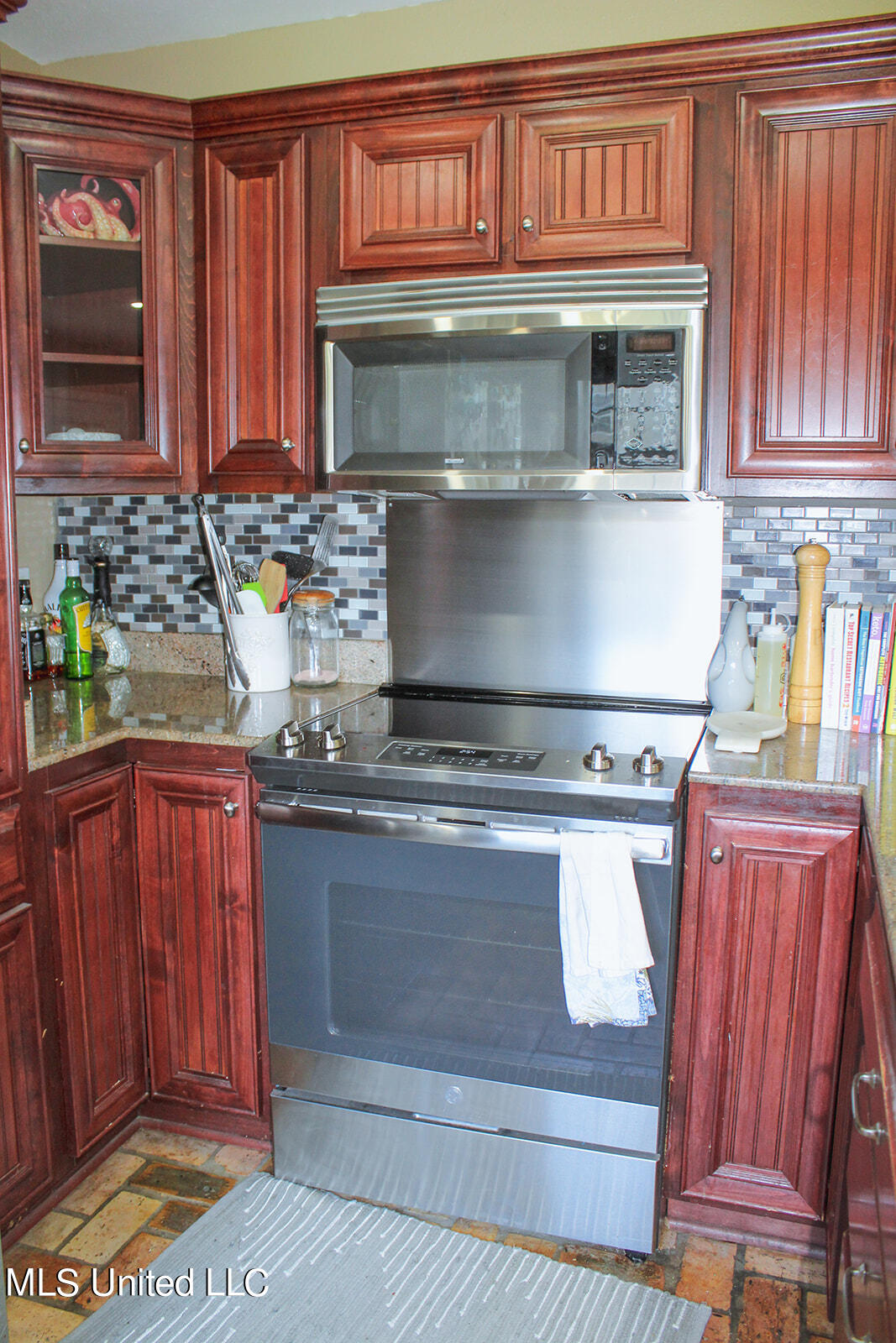 6741 Riviera Drive Biloxi, MS 39532 - Photo 12 of 45 IMG_9097