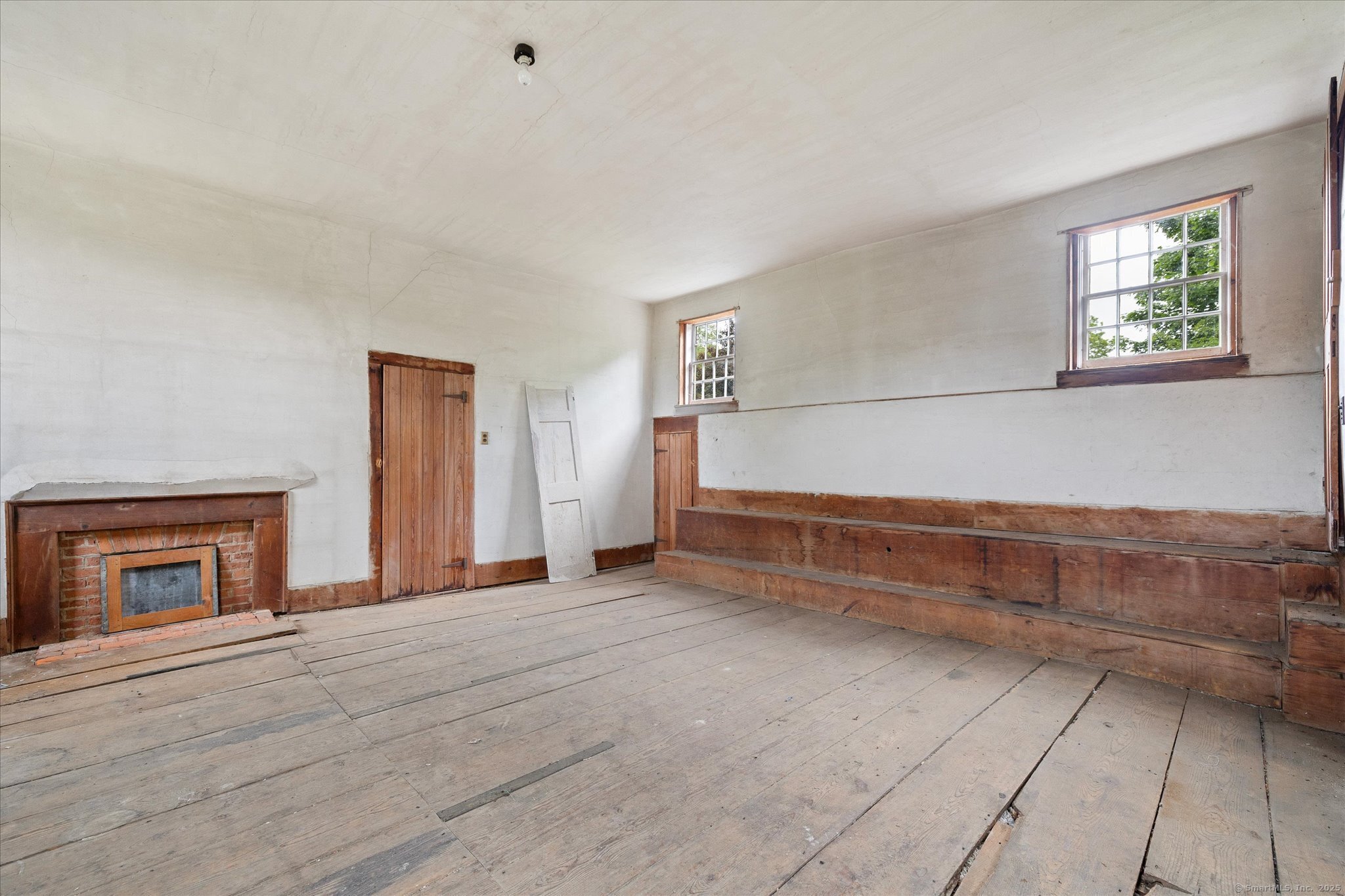 89 John Perry Road Eastford, CT 06242 - Photo 7 of 40 a view of livingroom with hardwood