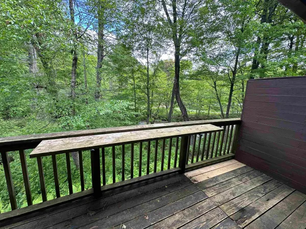 $2,300 | 60 Brookside Drive, Unit 3, Brattleboro, VT 05301