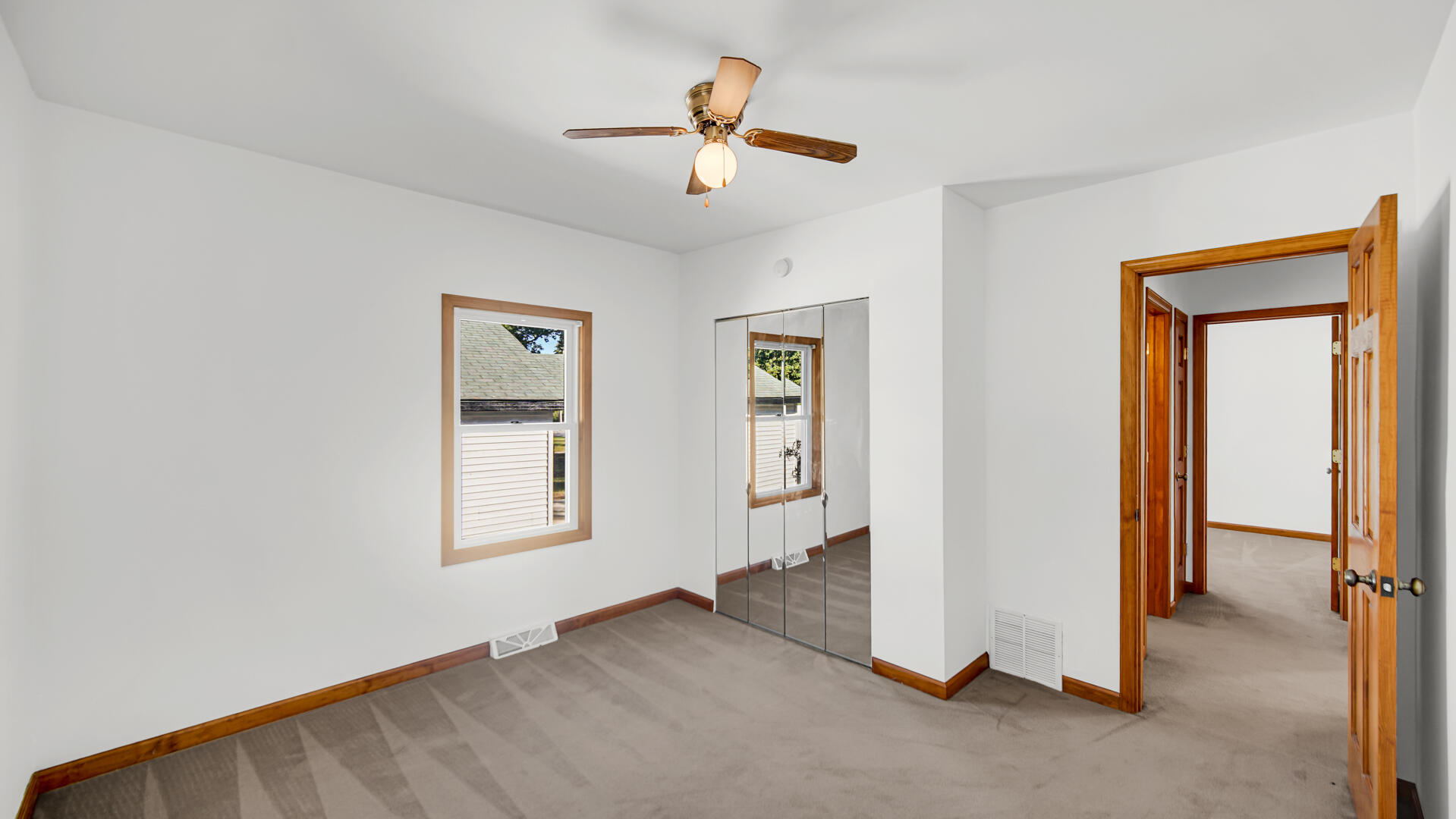 5220 Johnson Road Griffith, IN 46319 - Photo 7 of 20 1919x1080