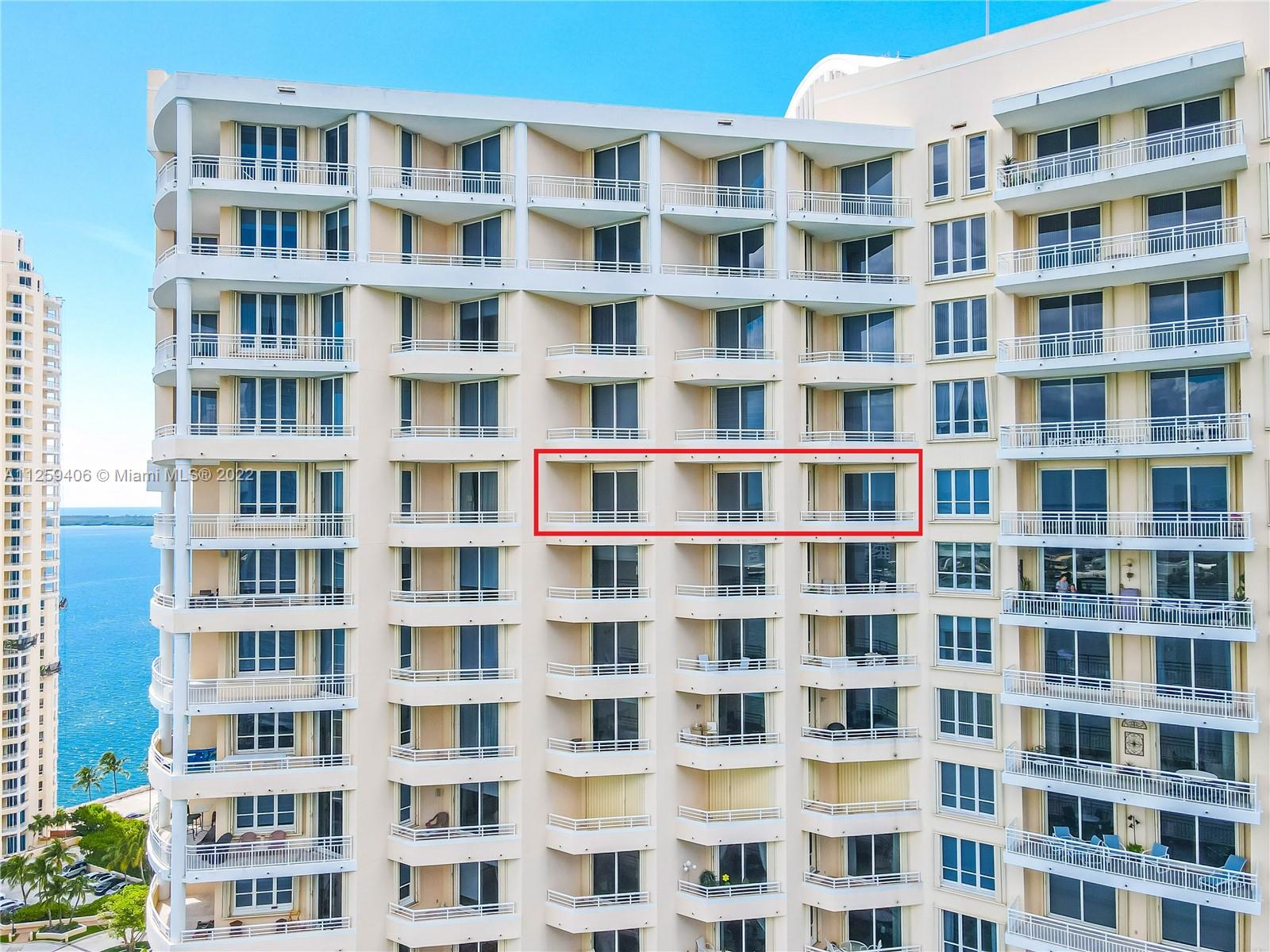 888 Brickell Key Drive, Unit 2610 Miami, FL 33131 - Photo 4 of 31