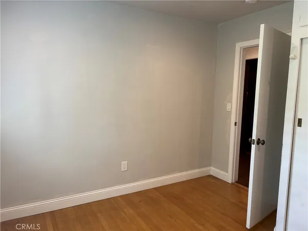 $1,300 | 12917 Gladstone Avenue, Sylmar, CA 91342