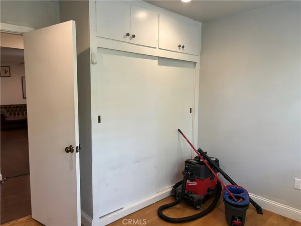 $1,300 | 12917 Gladstone Avenue, Sylmar, CA 91342