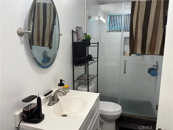 $1,300 | 12917 Gladstone Avenue, Sylmar, CA 91342