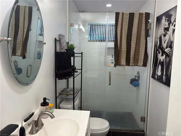 $1,300 | 12917 Gladstone Avenue, Sylmar, CA 91342