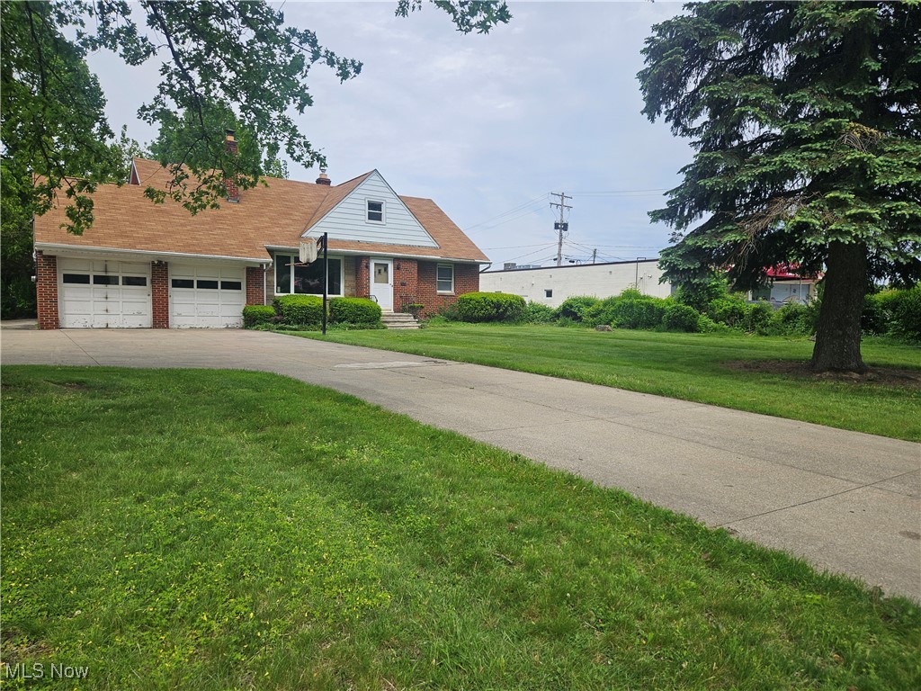 211 Richmond Road Cleveland, OH 44143 - Photo 1 of 19