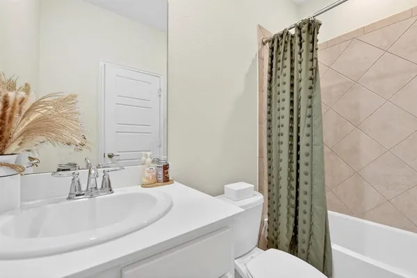 $2,500 | 2261 Obsidian Drive, Little Elm, TX 76227