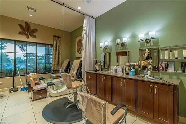 $5,800 | 9419 Benvenuto Court, Unit 204, Naples, FL 34119