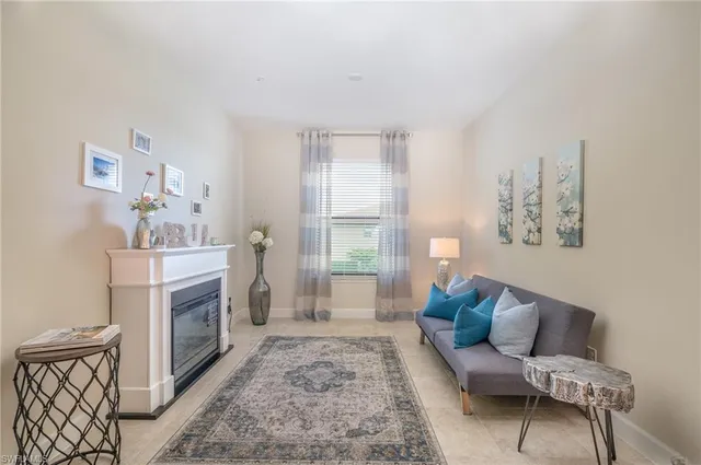 $5,800 | 9419 Benvenuto Court, Unit 204, Naples, FL 34119