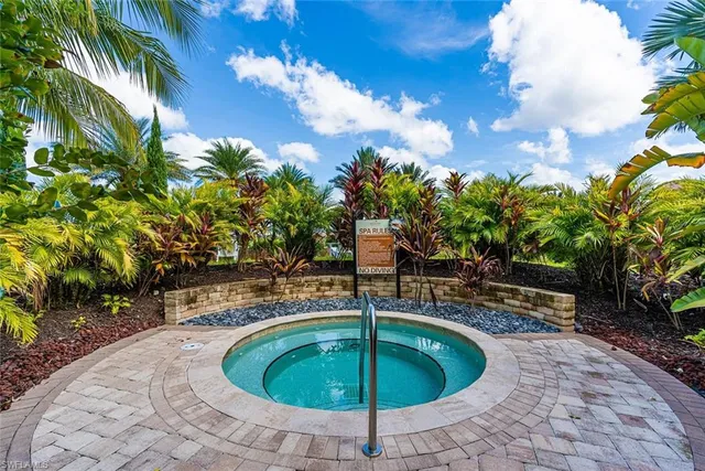 $5,800 | 9419 Benvenuto Court, Unit 204, Naples, FL 34119