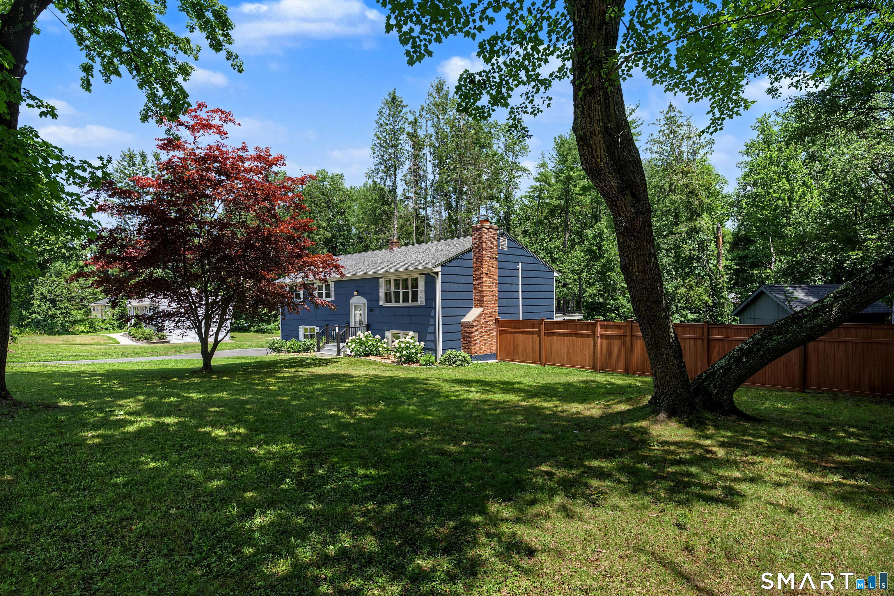 1399 Long Hill Road Guilford, CT 06437 - Photo 3 of 32