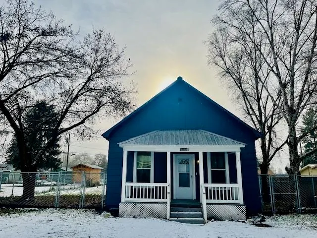 $235,500 | 613 West King Avenue, Chewelah, WA 99109