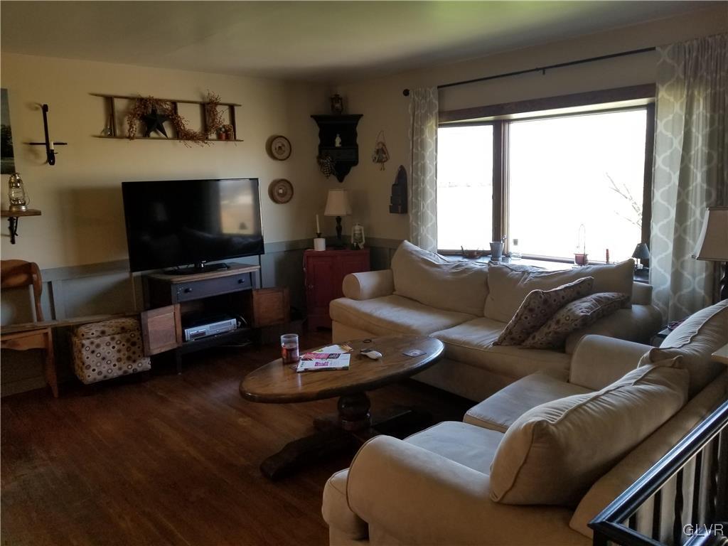 7582 Quarry Road Macungie, PA 18062 - Photo 6 of 18 Gallery Image 6